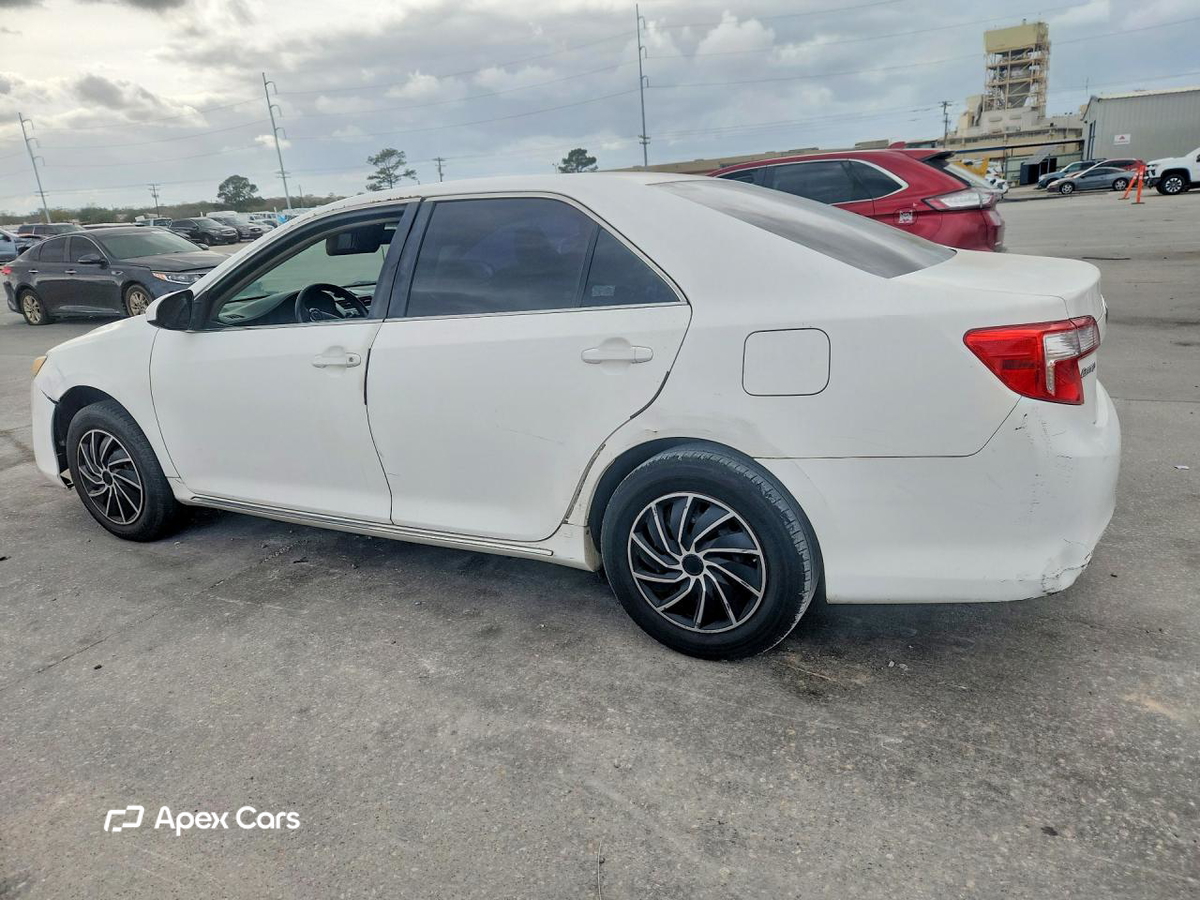 Toyota Camry 2012