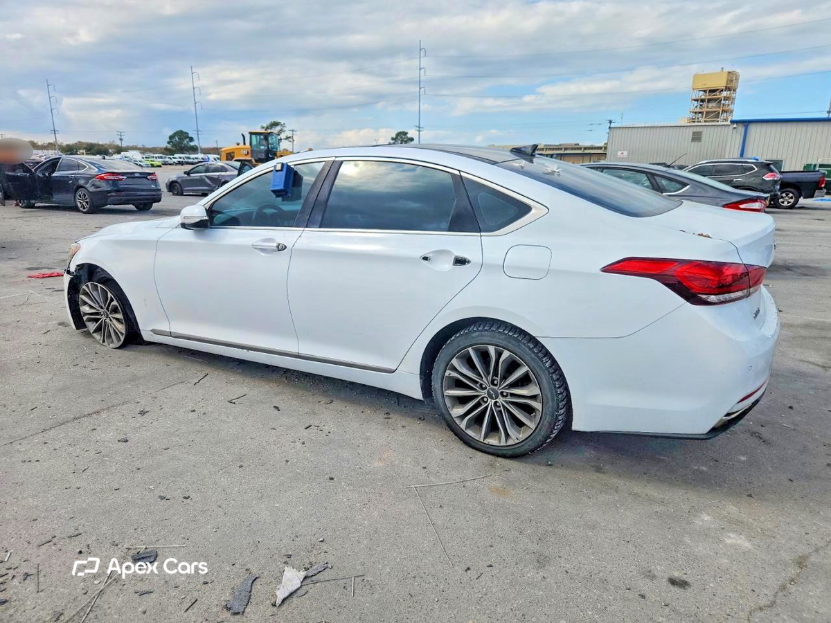Hyundai Genesis 2015