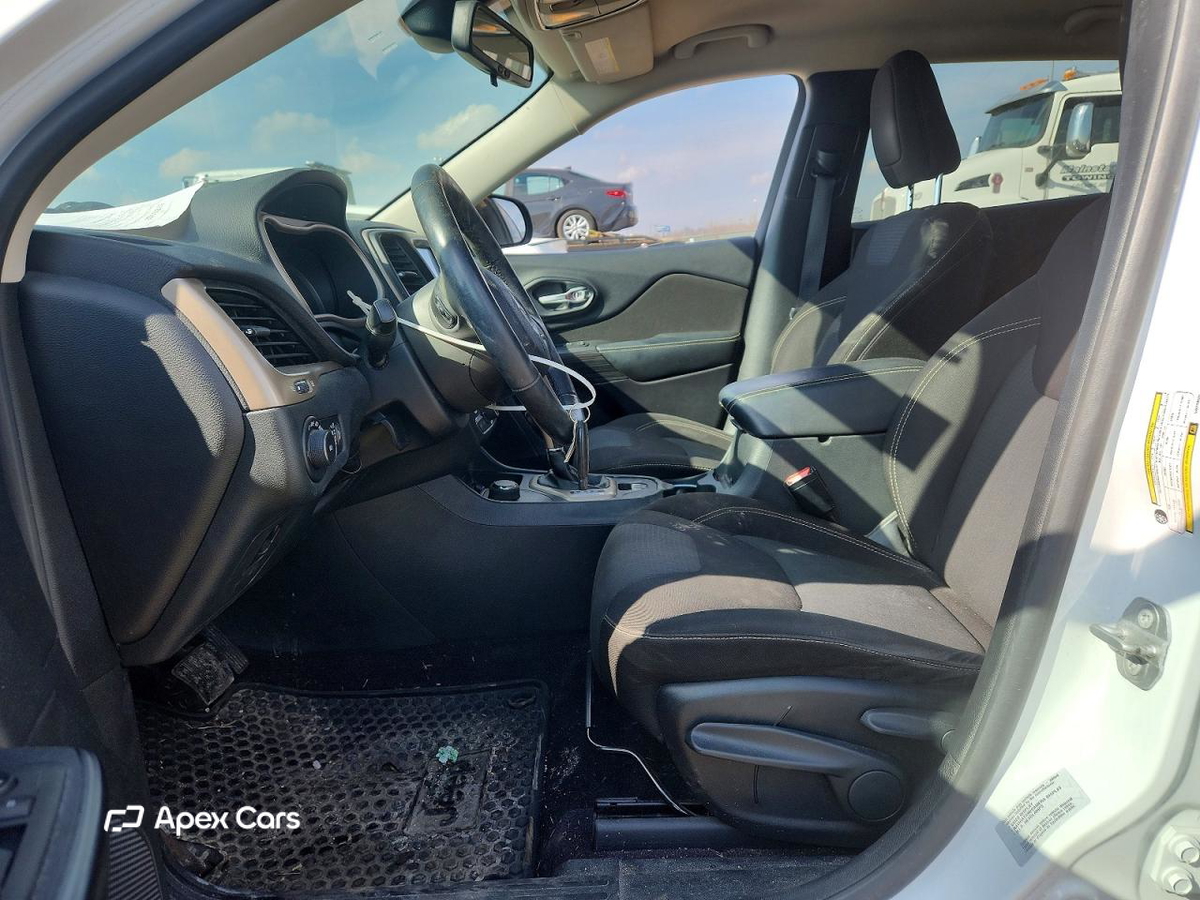Jeep Cherokee 2016