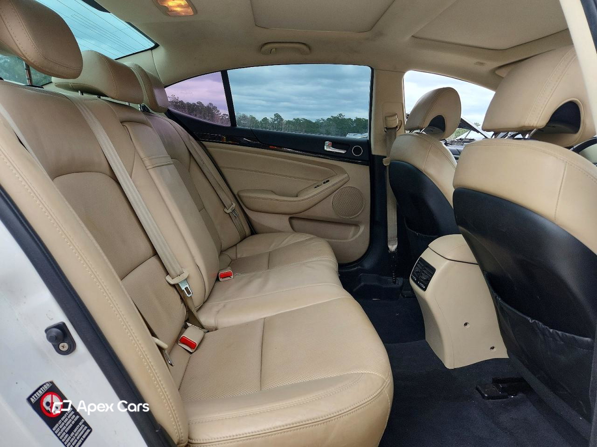 Kia Cadenza 2014