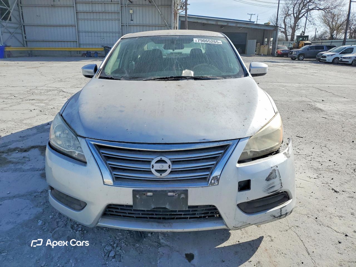 Nissan Sentra 2015