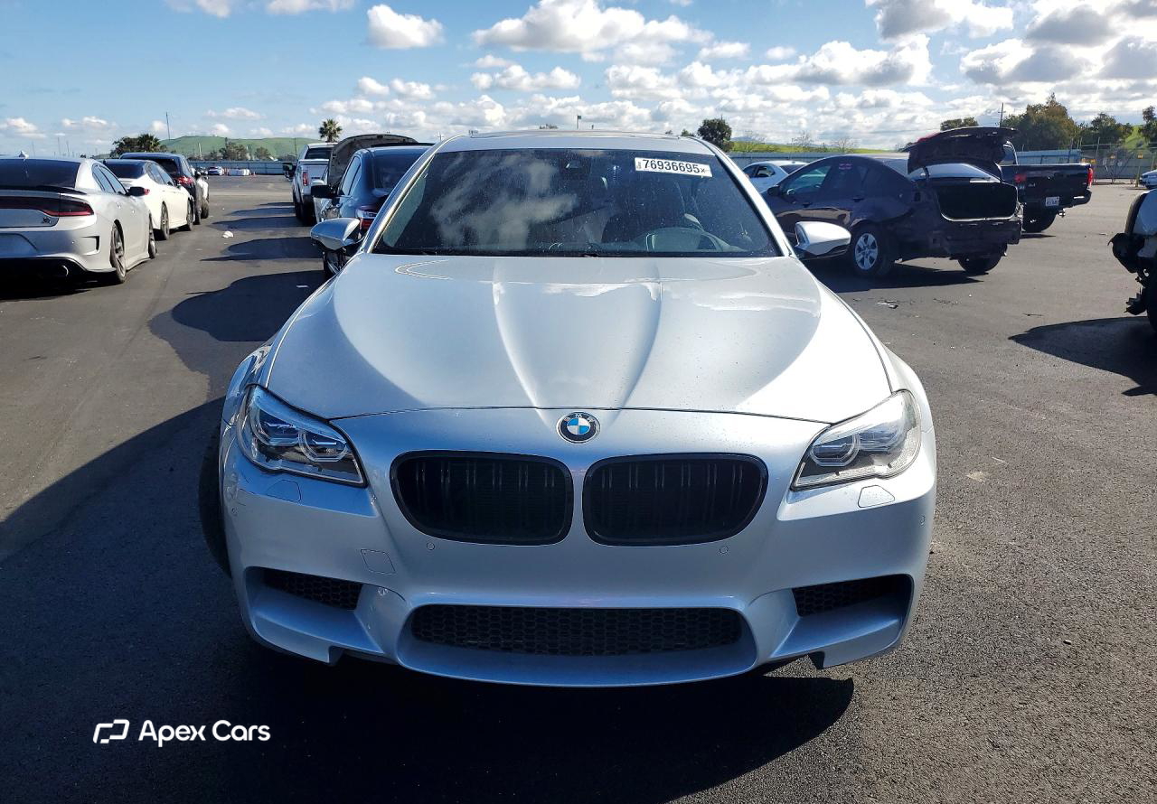 BMW M5 2015