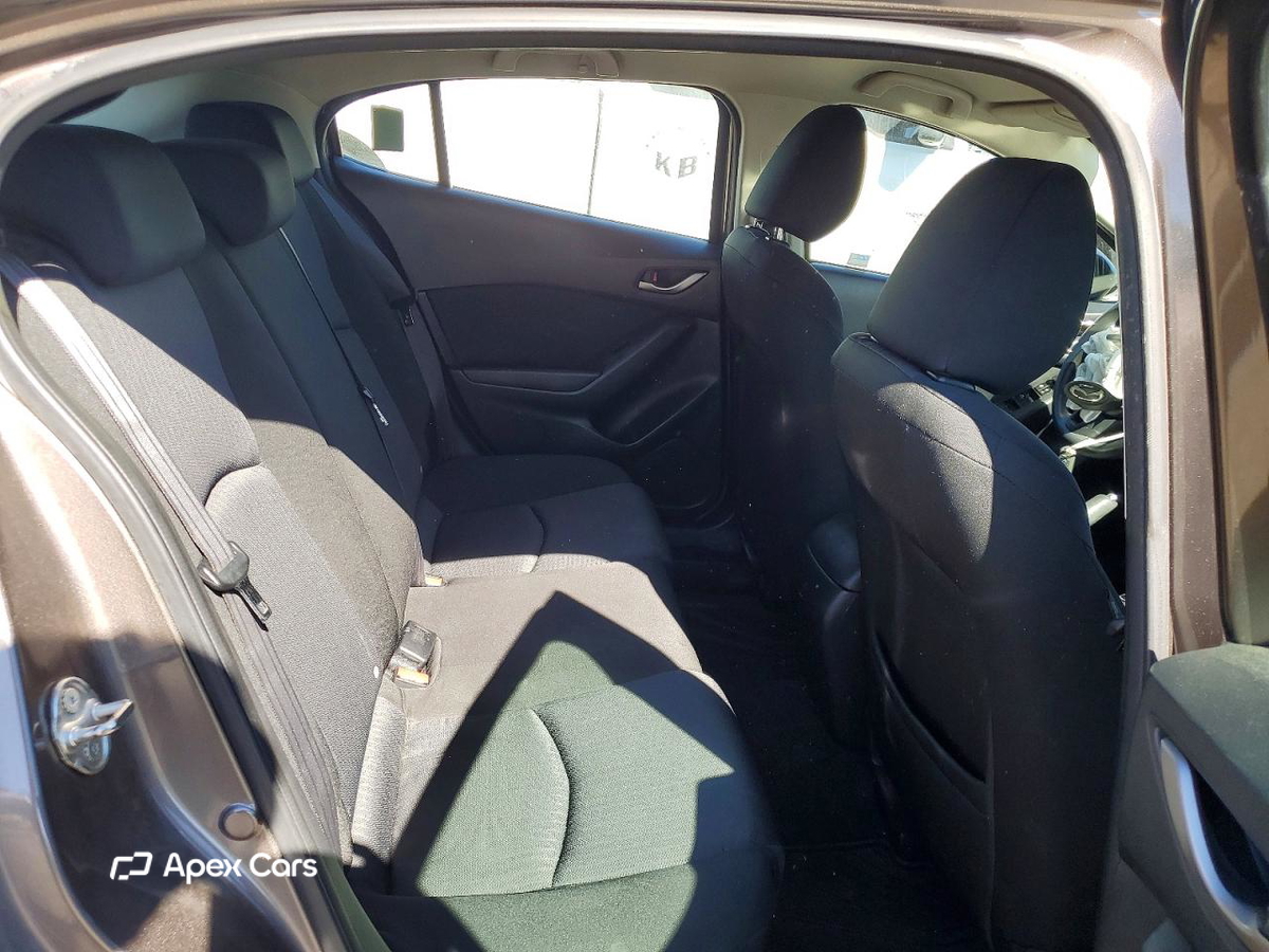 Mazda 3 2015