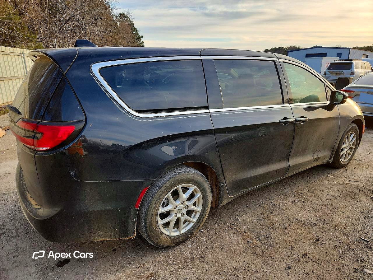 Chrysler Pacifica 2023