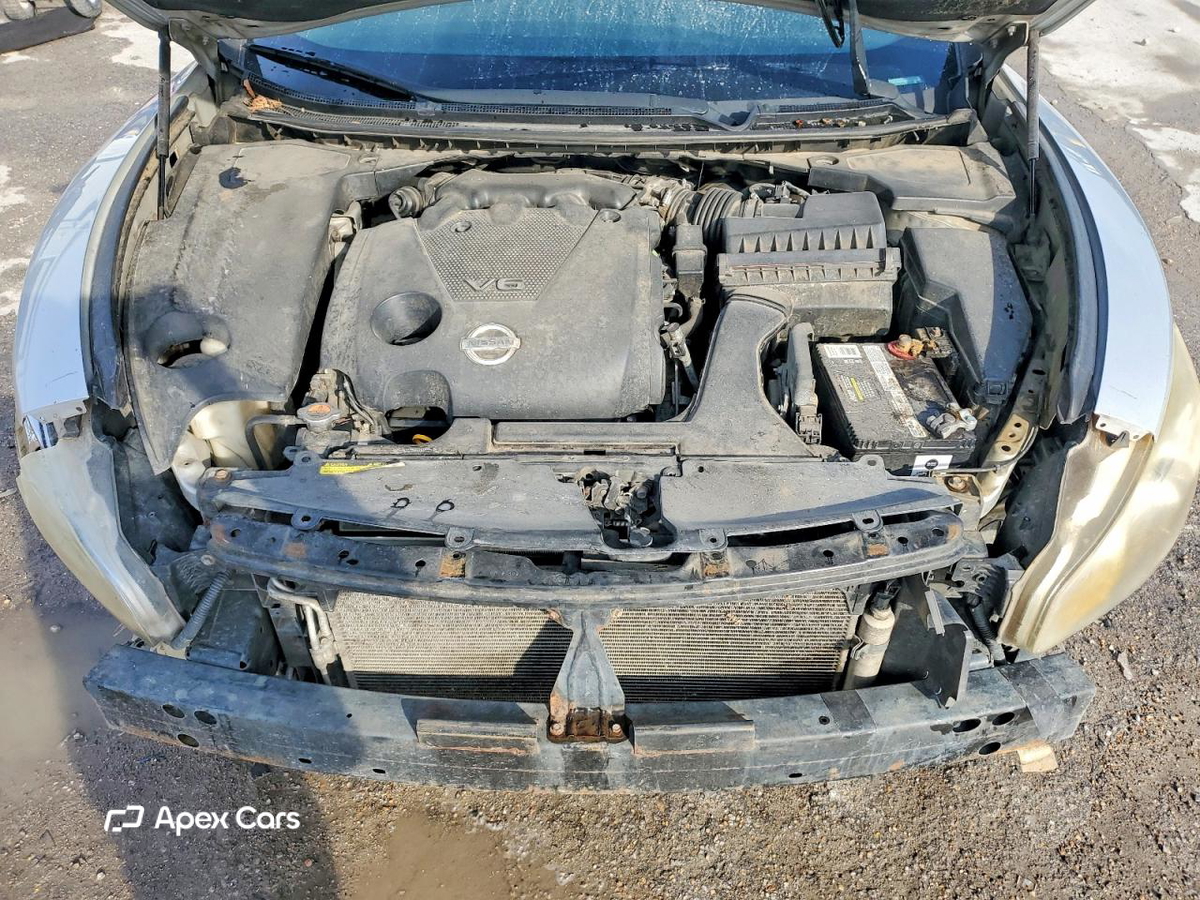 Nissan Maxima 2013