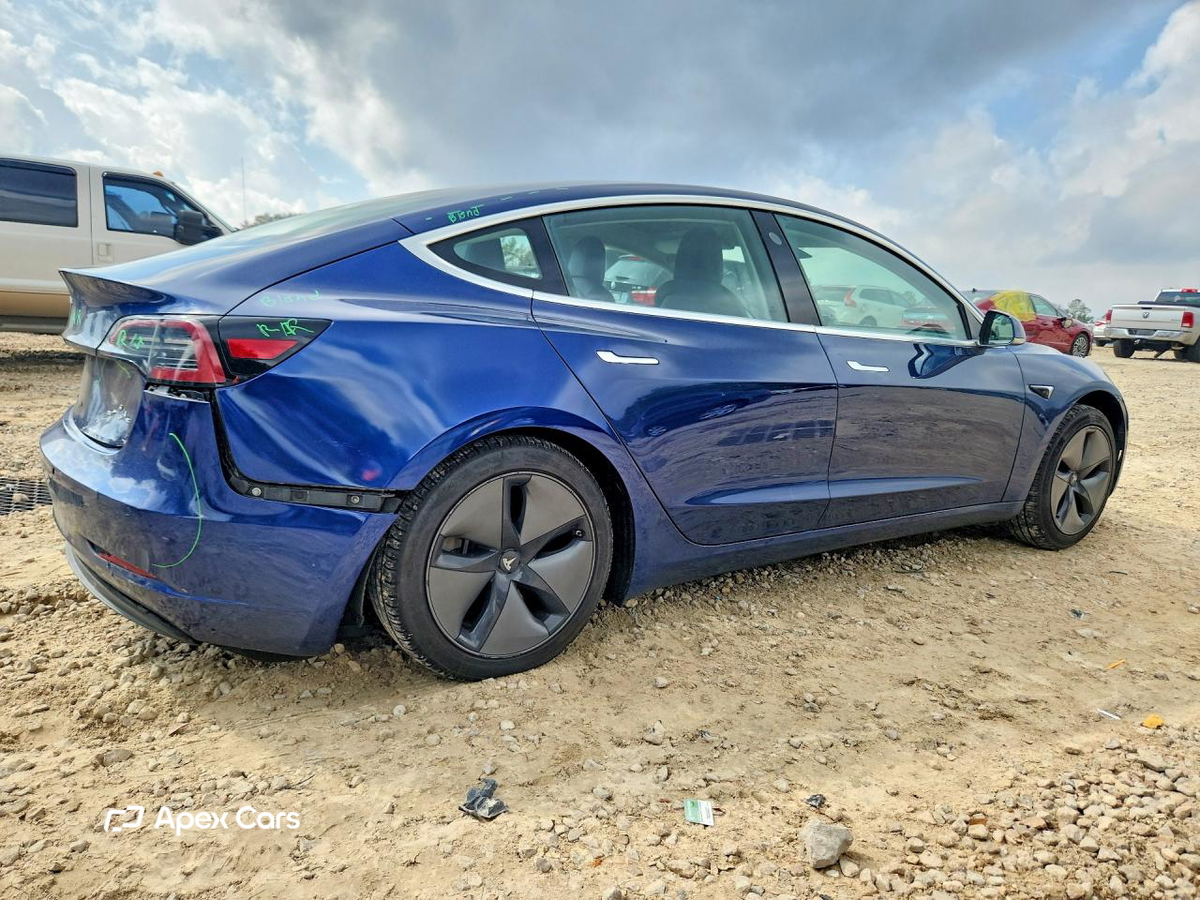 Tesla Model 3 2018