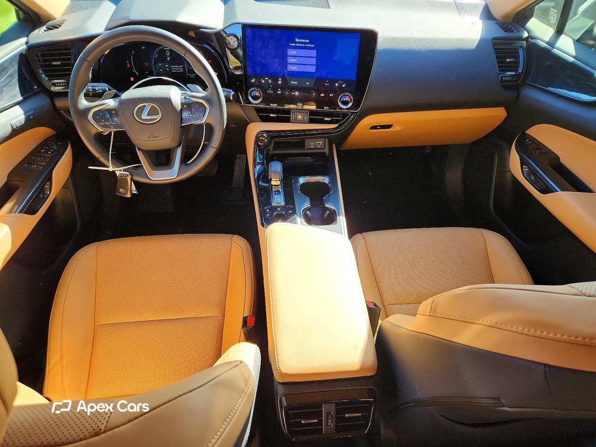 Lexus NX 2025