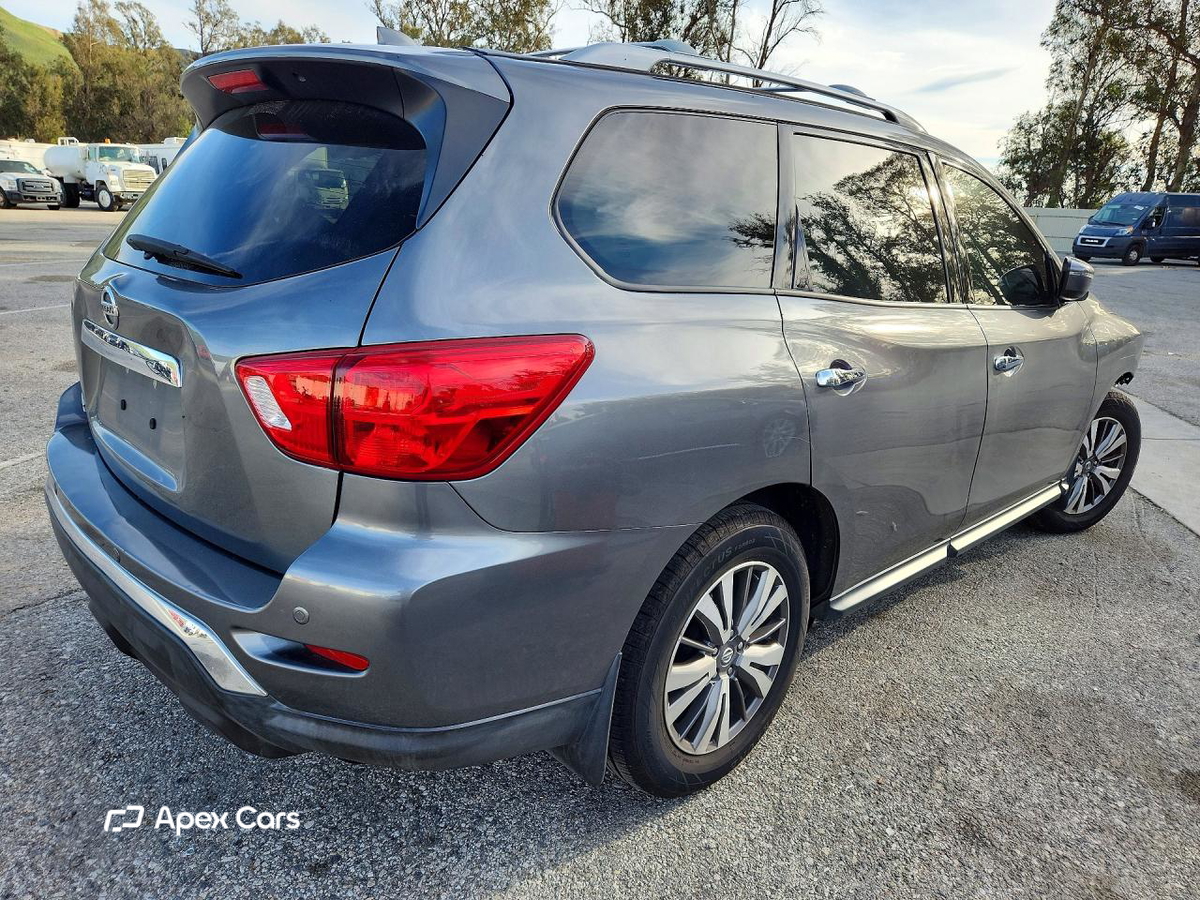 Nissan Pathfinder 2020