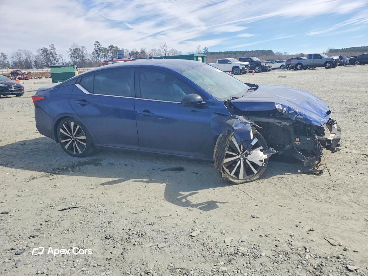Altima 2021