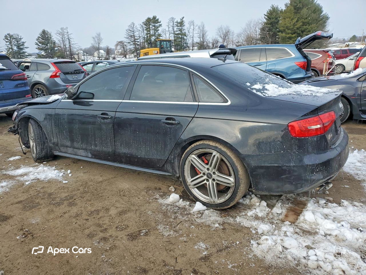 Audi RS4 2013