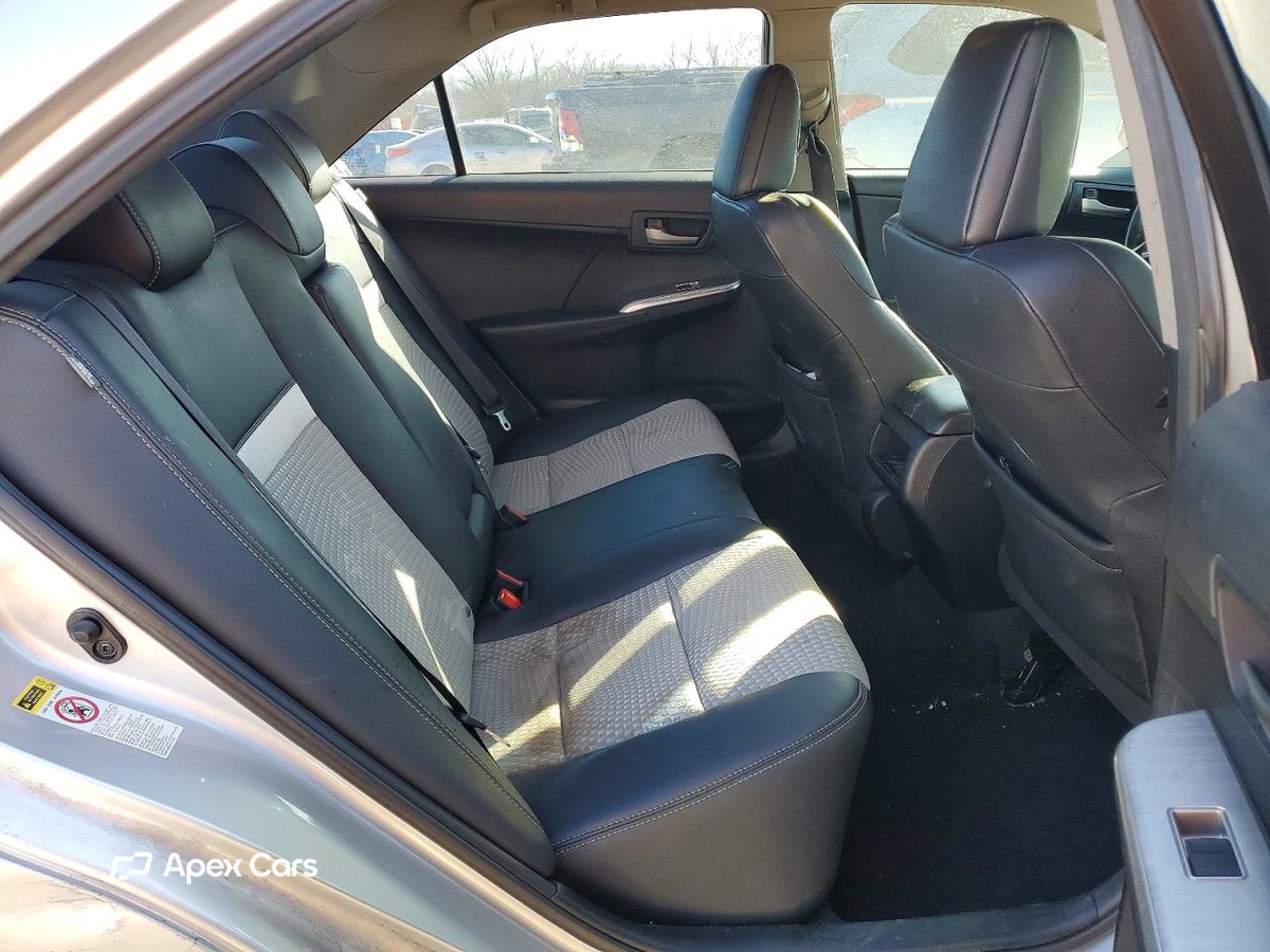 Toyota Camry 2012