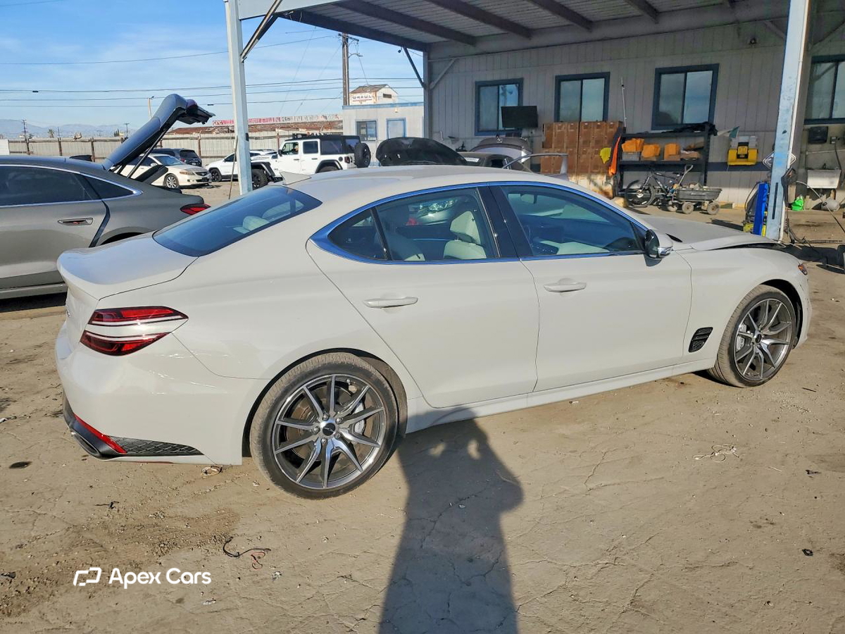 Genesis G70 2025