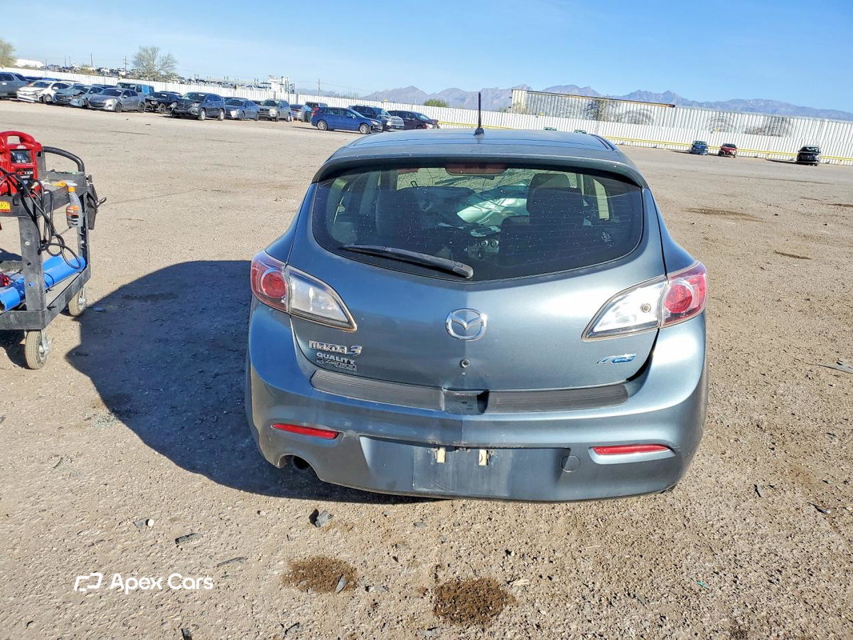 Mazda 3 2013