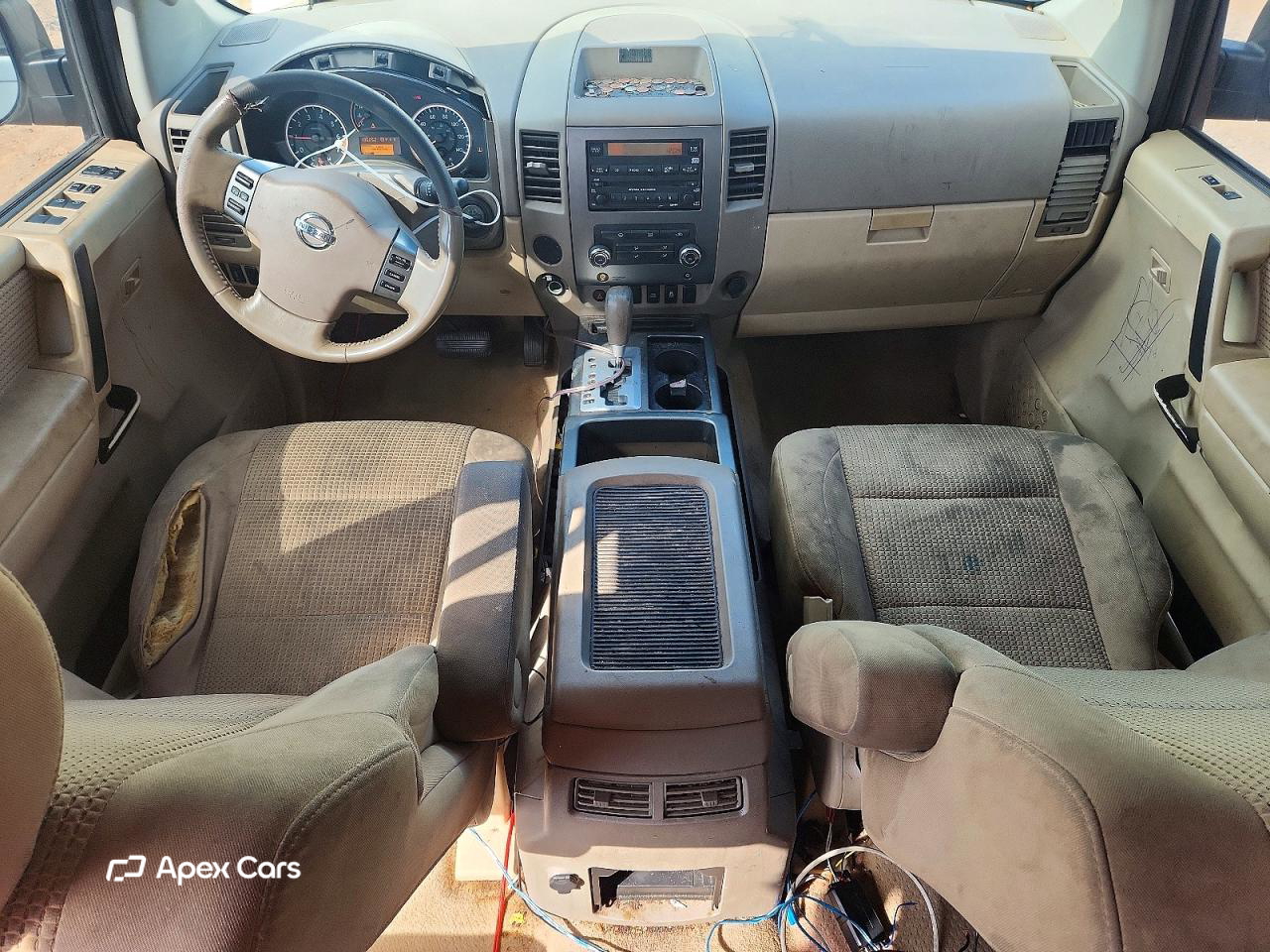 Nissan Titan 2012