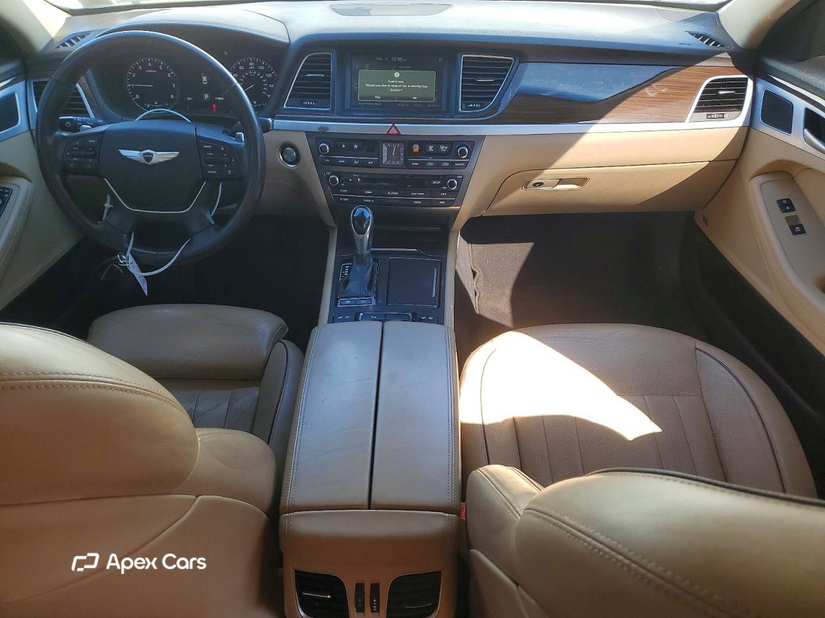 Hyundai Genesis 2015