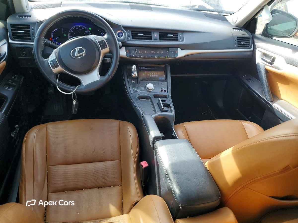 Lexus CT 2013