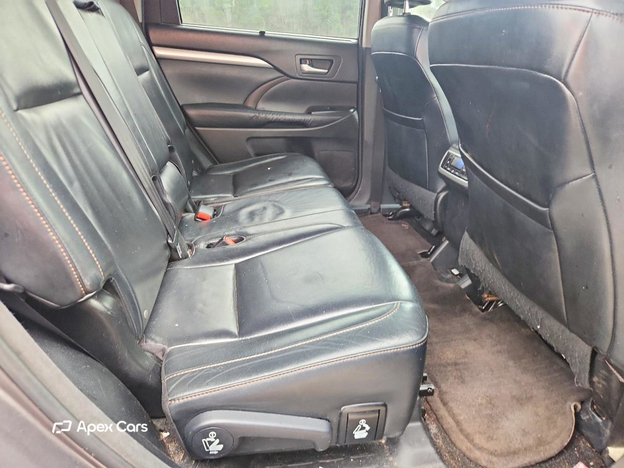 Toyota Highlander 2015