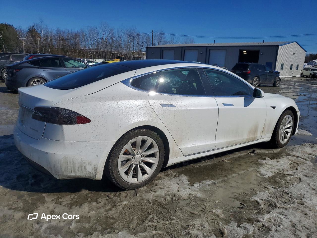 Tesla Model S 2020