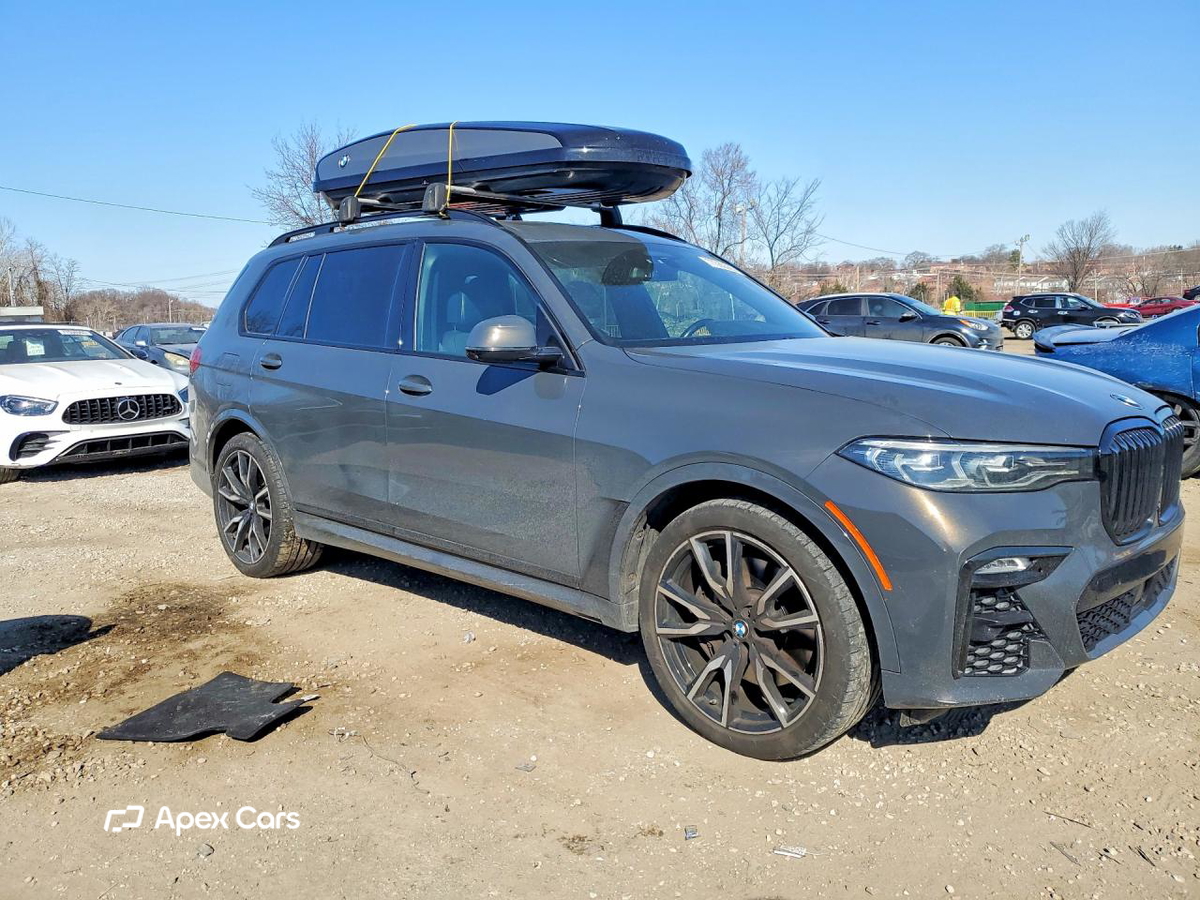 BMW X7 2021