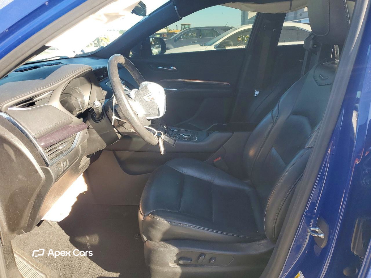 Cadillac XT4 2021