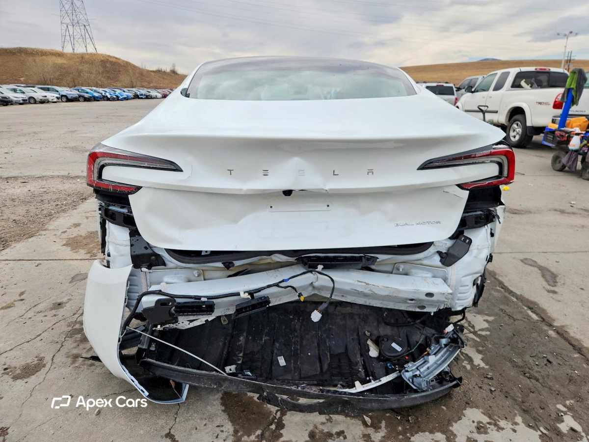 Tesla Model 3 2025