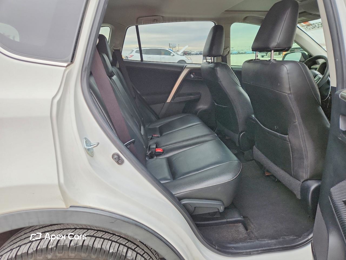 Toyota RAV 4 2015