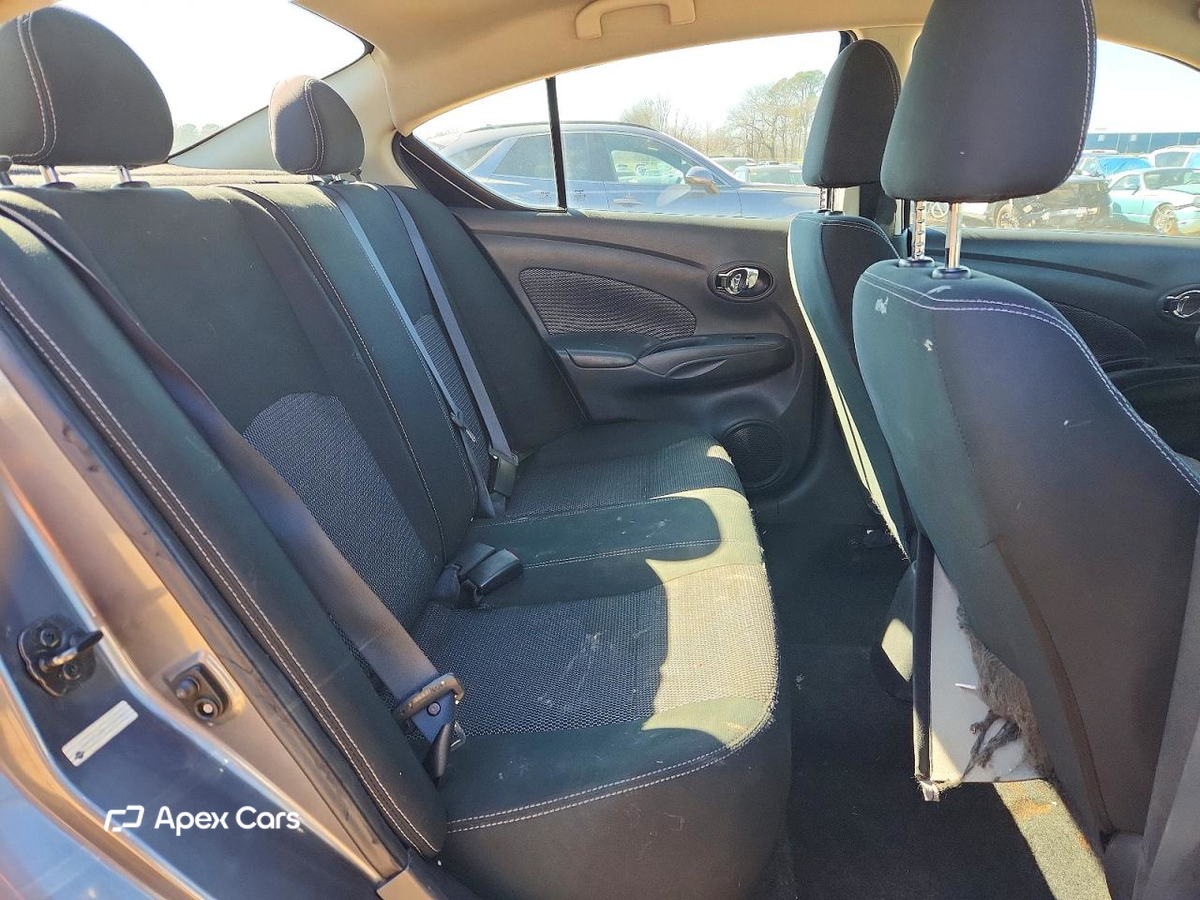 Nissan Versa 2018