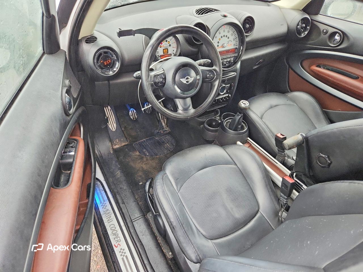 MINI Cooper 2013