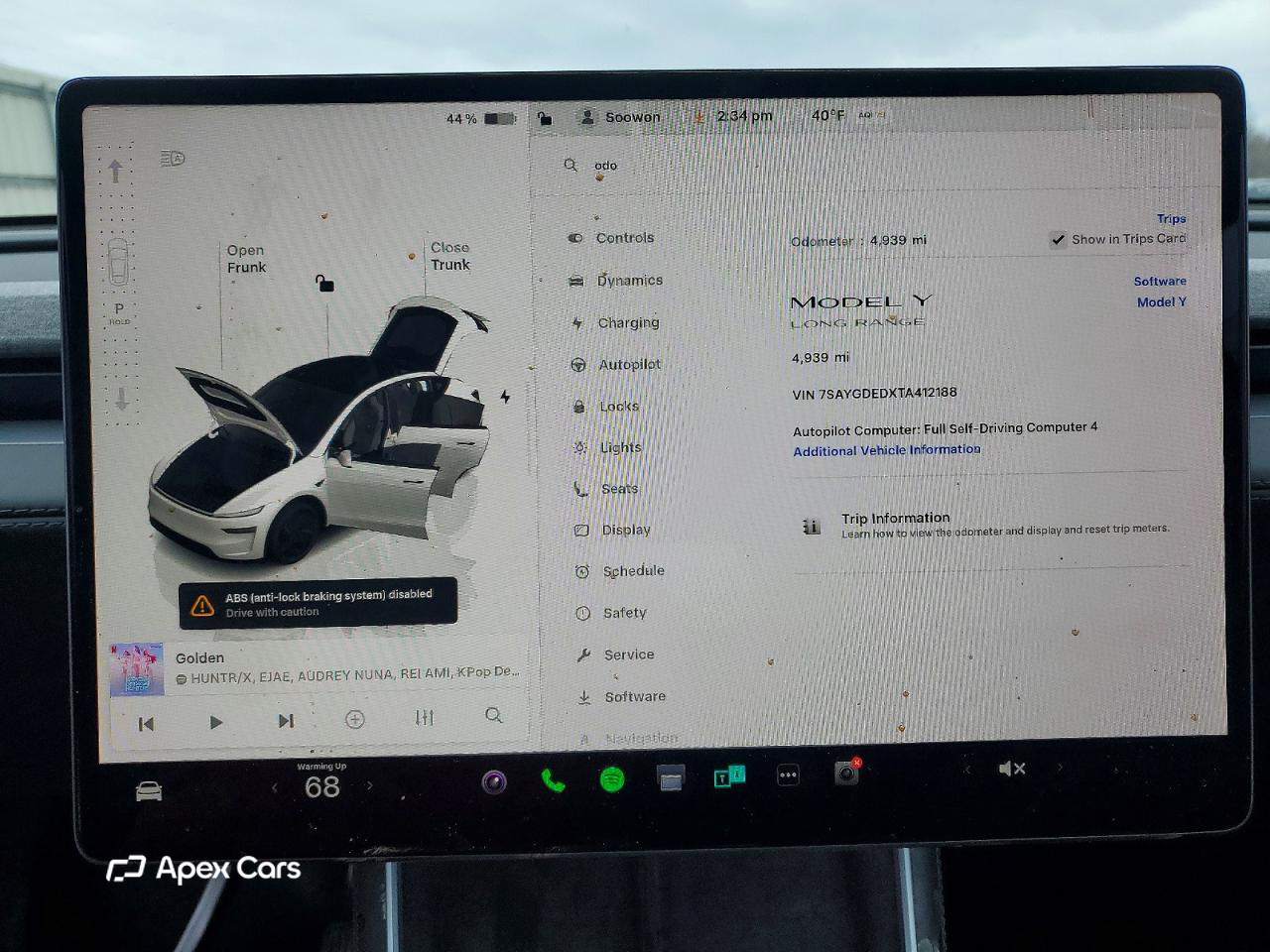 Tesla Model Y 2026