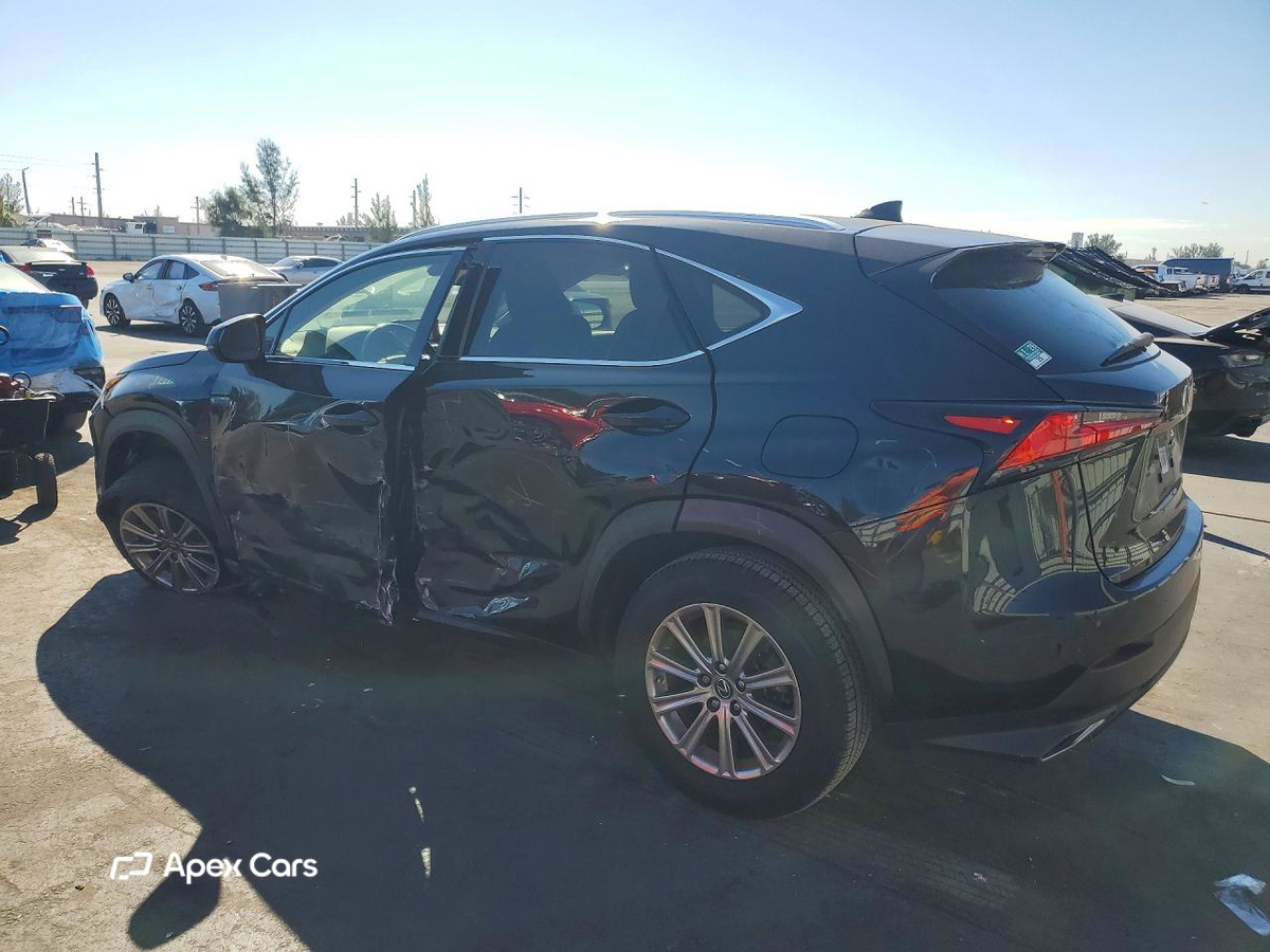 Lexus NX 2021