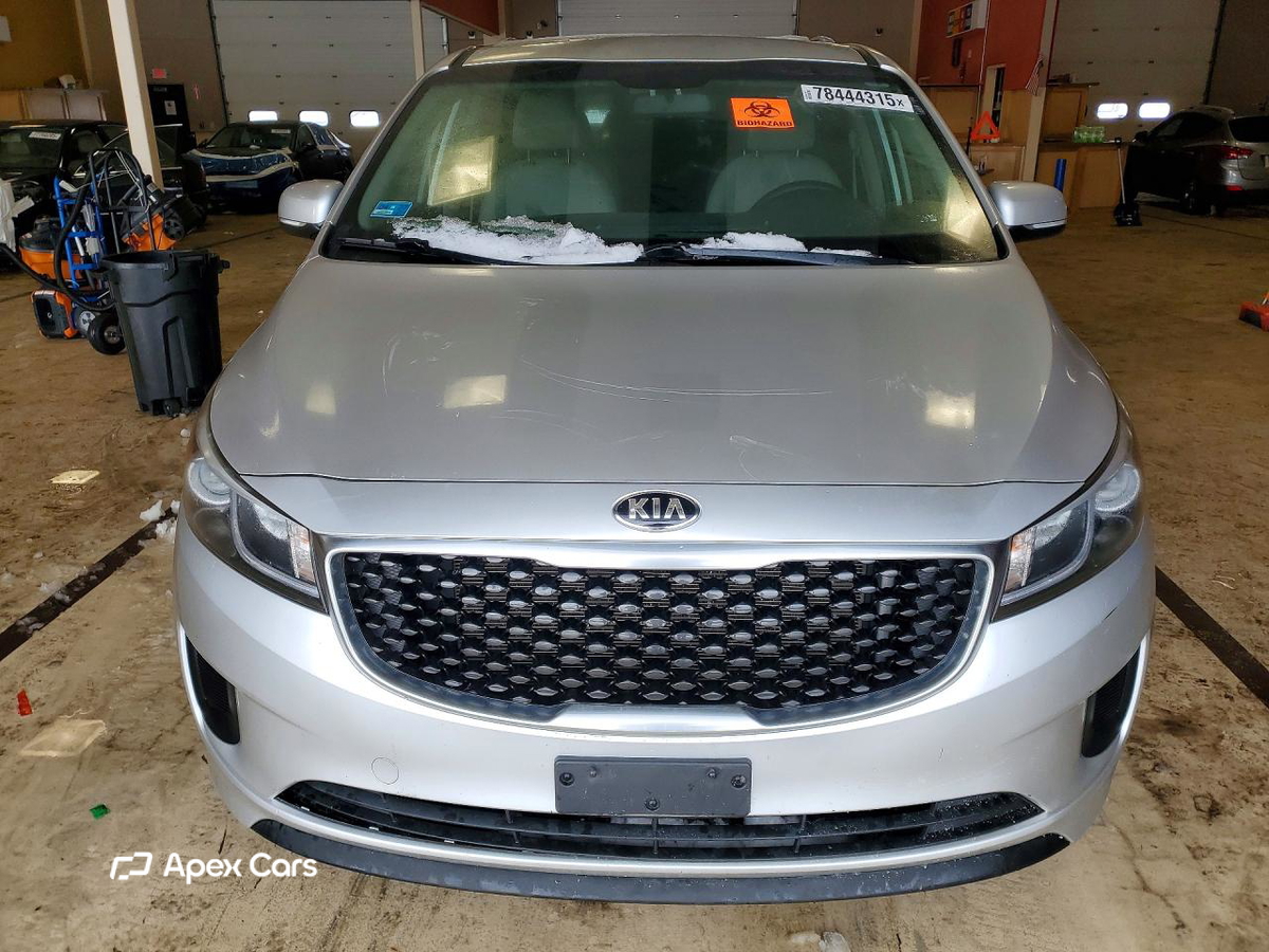 Kia Sedona 2016