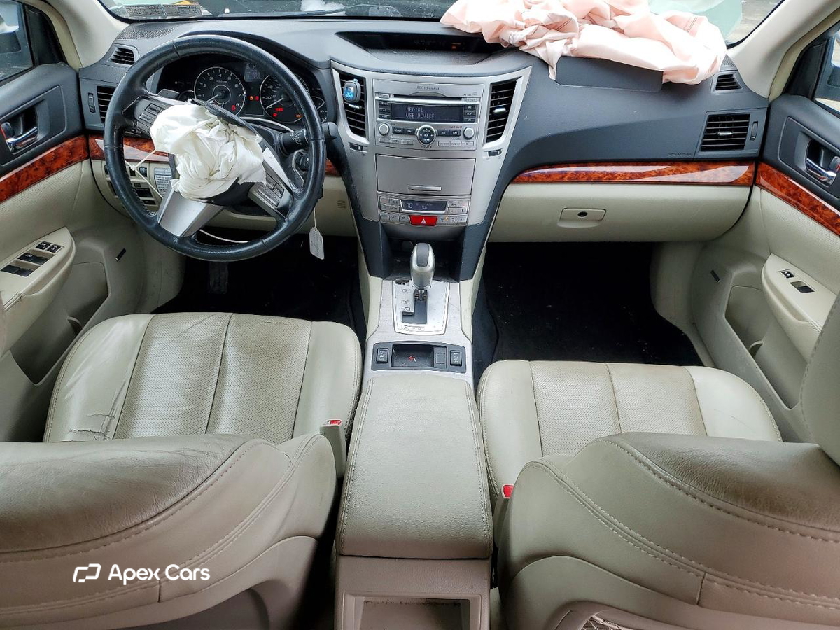 Subaru Outback 2011
