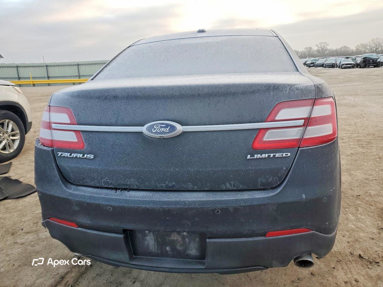 Ford Taurus 2014