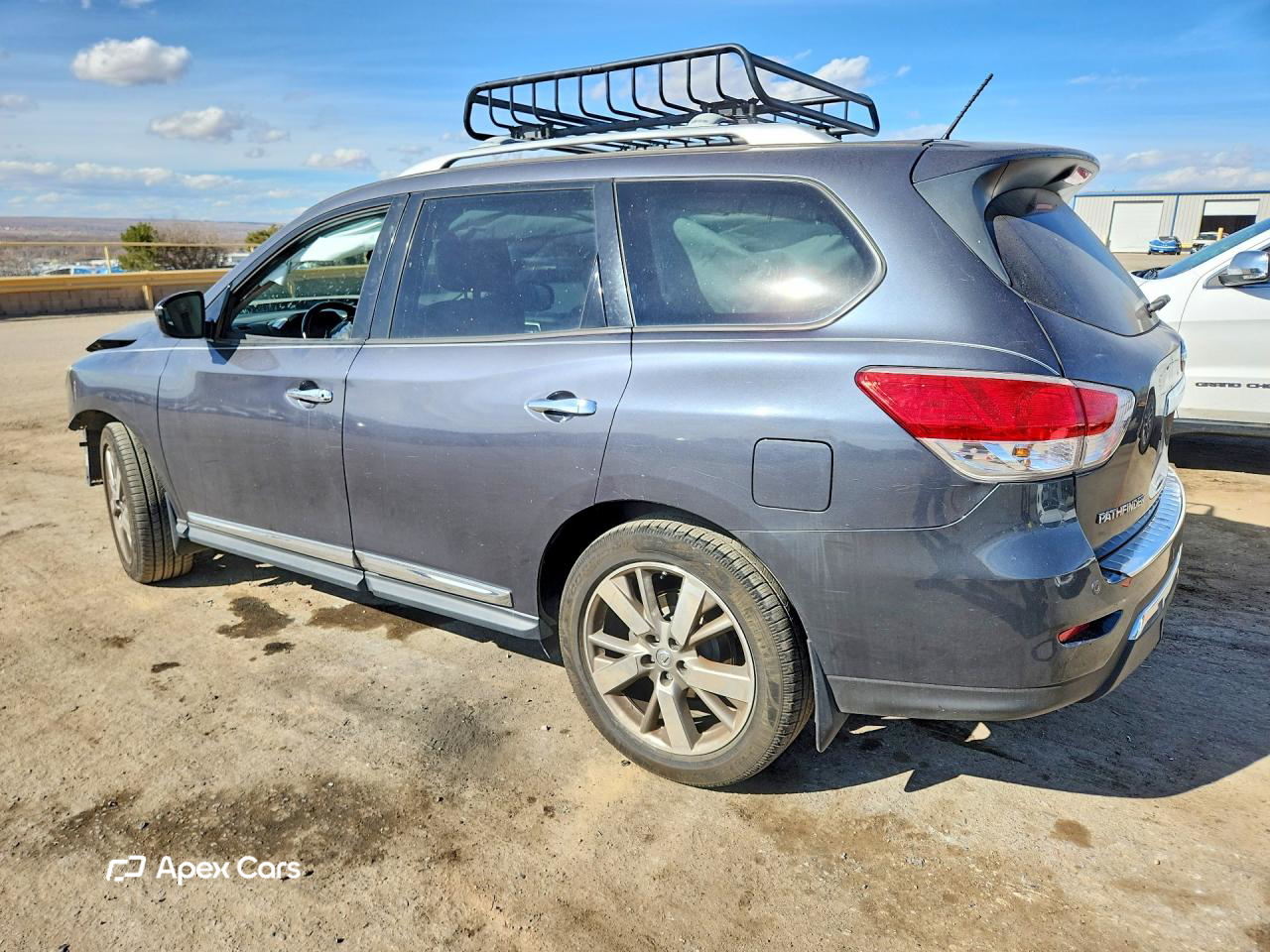 Nissan Pathfinder 2014