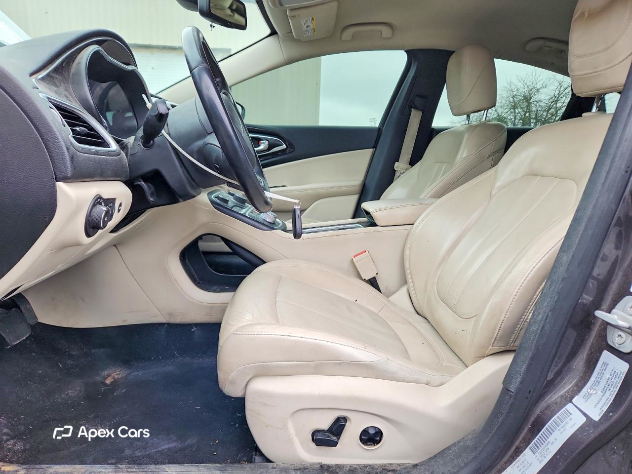 Chrysler 200 2015