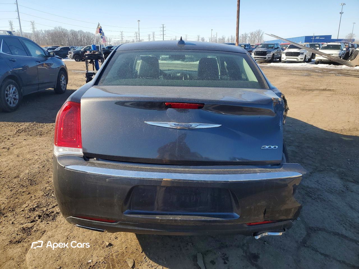 Chrysler 300 2016