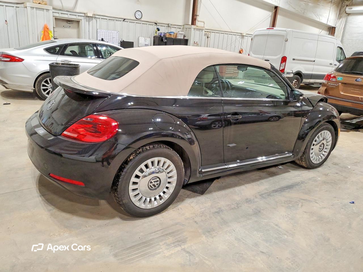 Volkswagen Beetle 2013