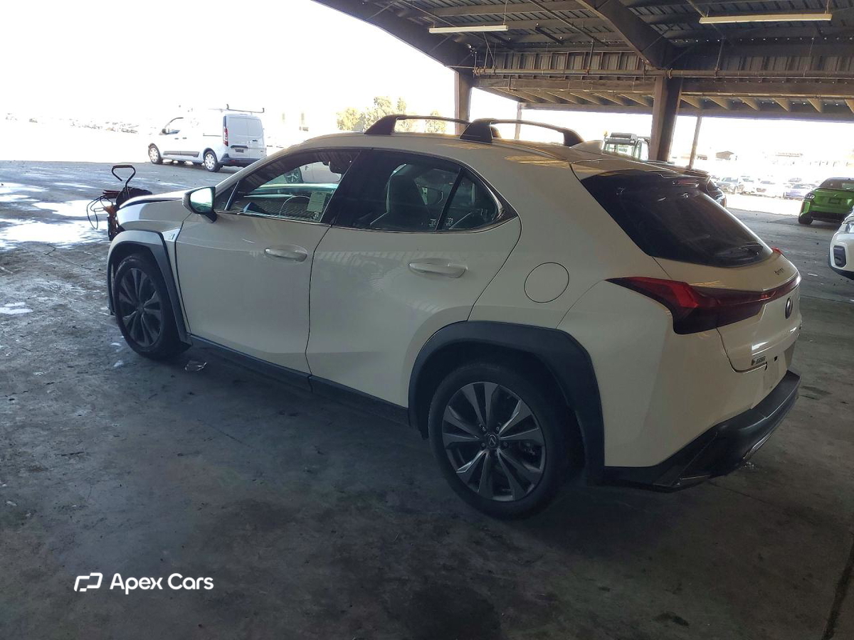 Lexus UX 2019