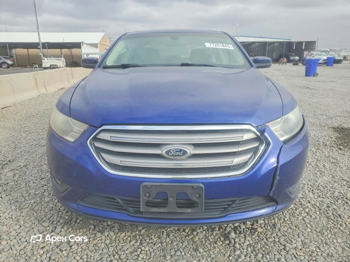 Ford Taurus 2013