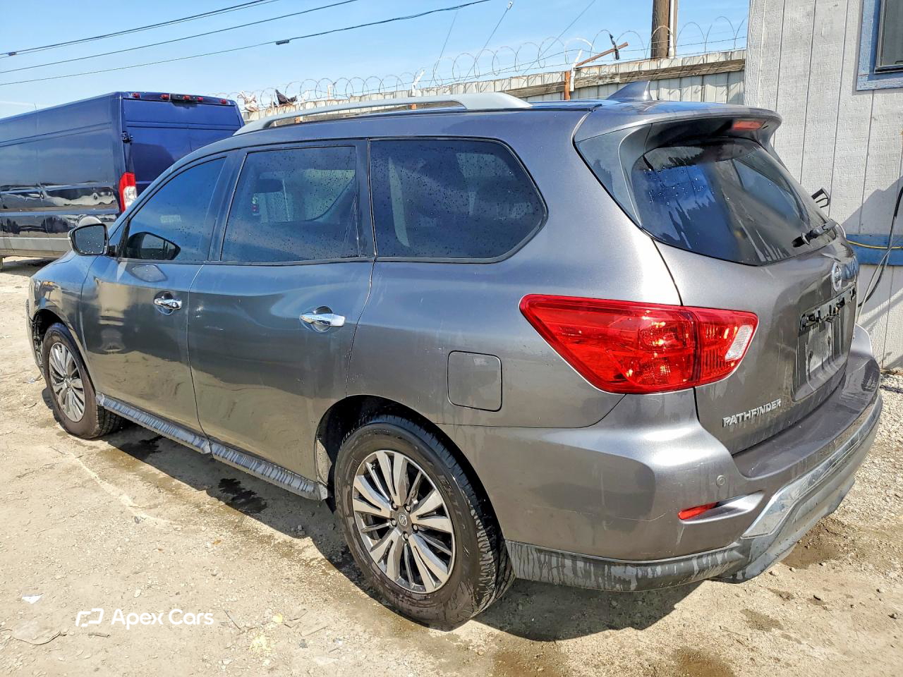 Nissan Pathfinder 2019