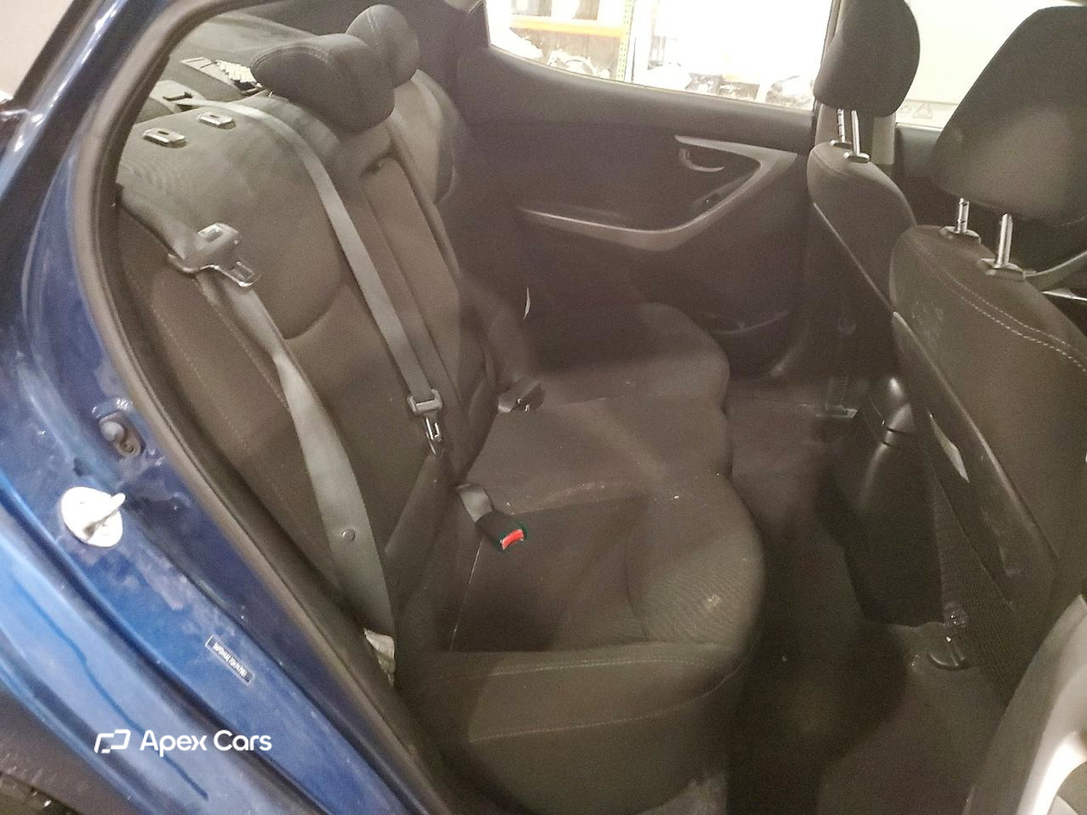 Hyundai Elantra 2016