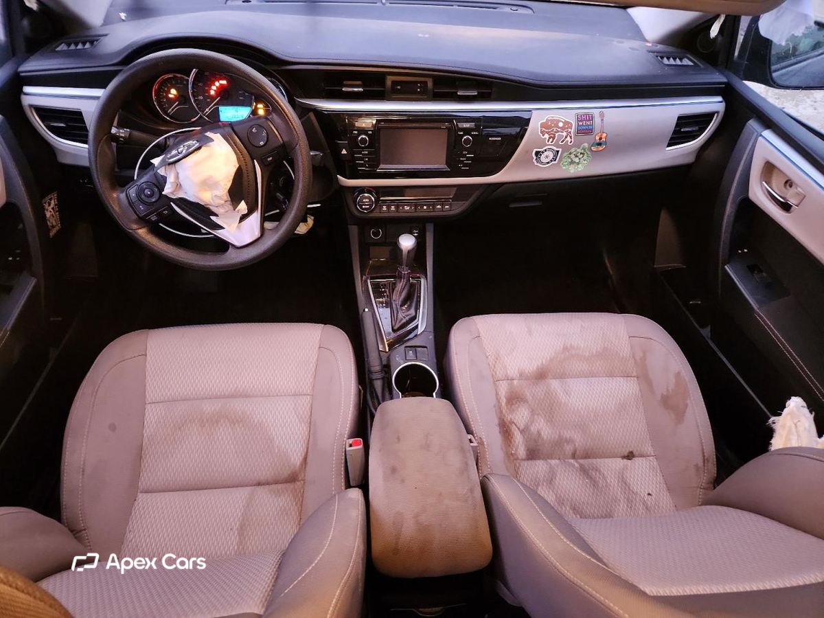 Toyota Corolla 2015