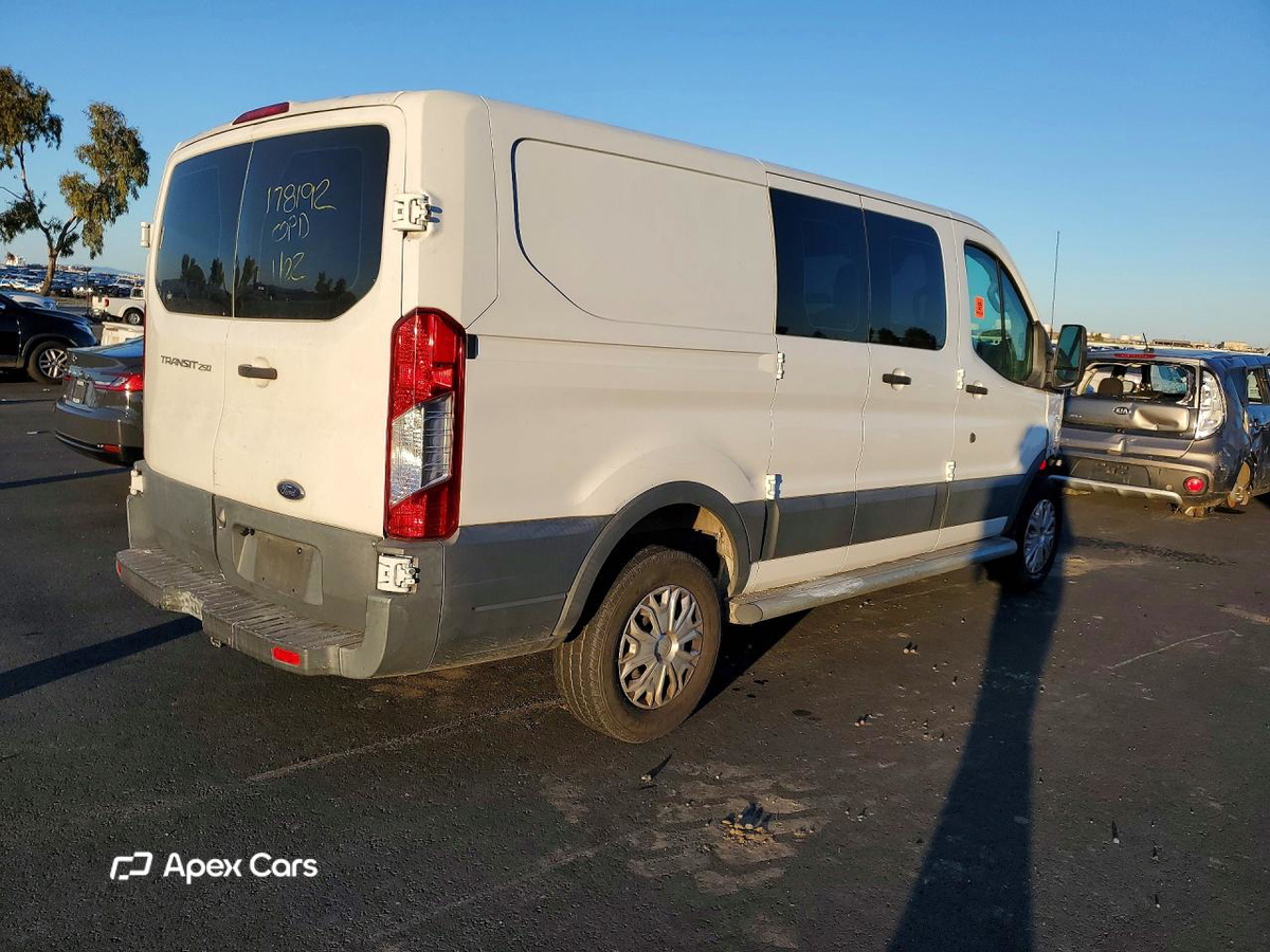 Ford Transit 2016