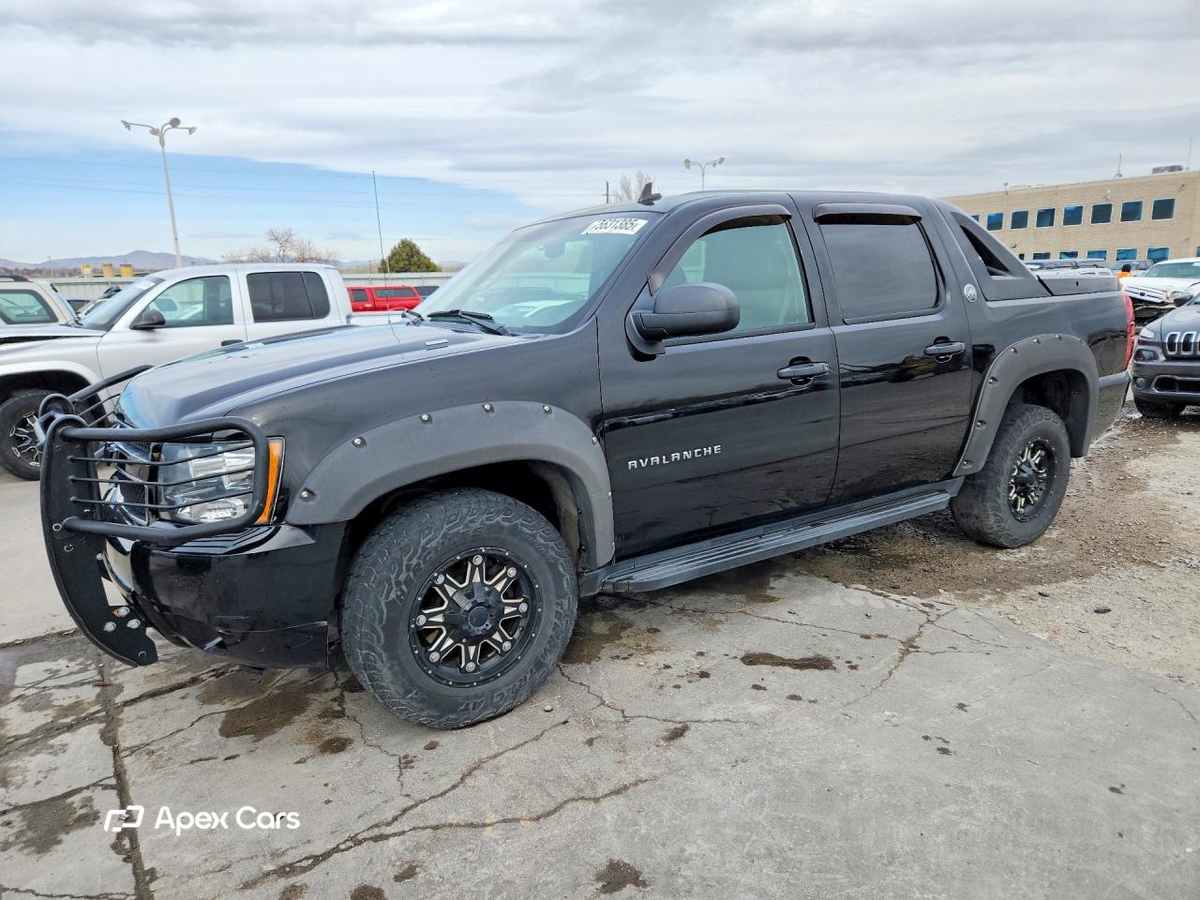 Chevrolet Avalanche 2013