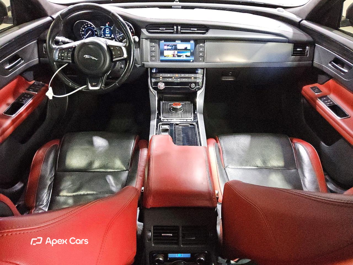 Jaguar XF 2017