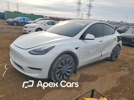 Tesla Model Y 2022 - Image 1 of 13
