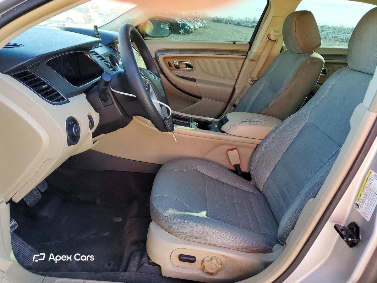 Ford Taurus 2015
