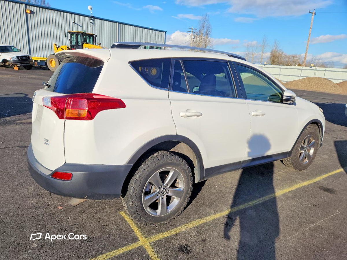Toyota RAV 4 2015