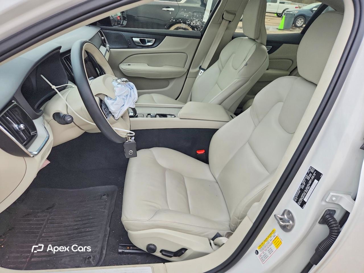 Volvo S60 2024