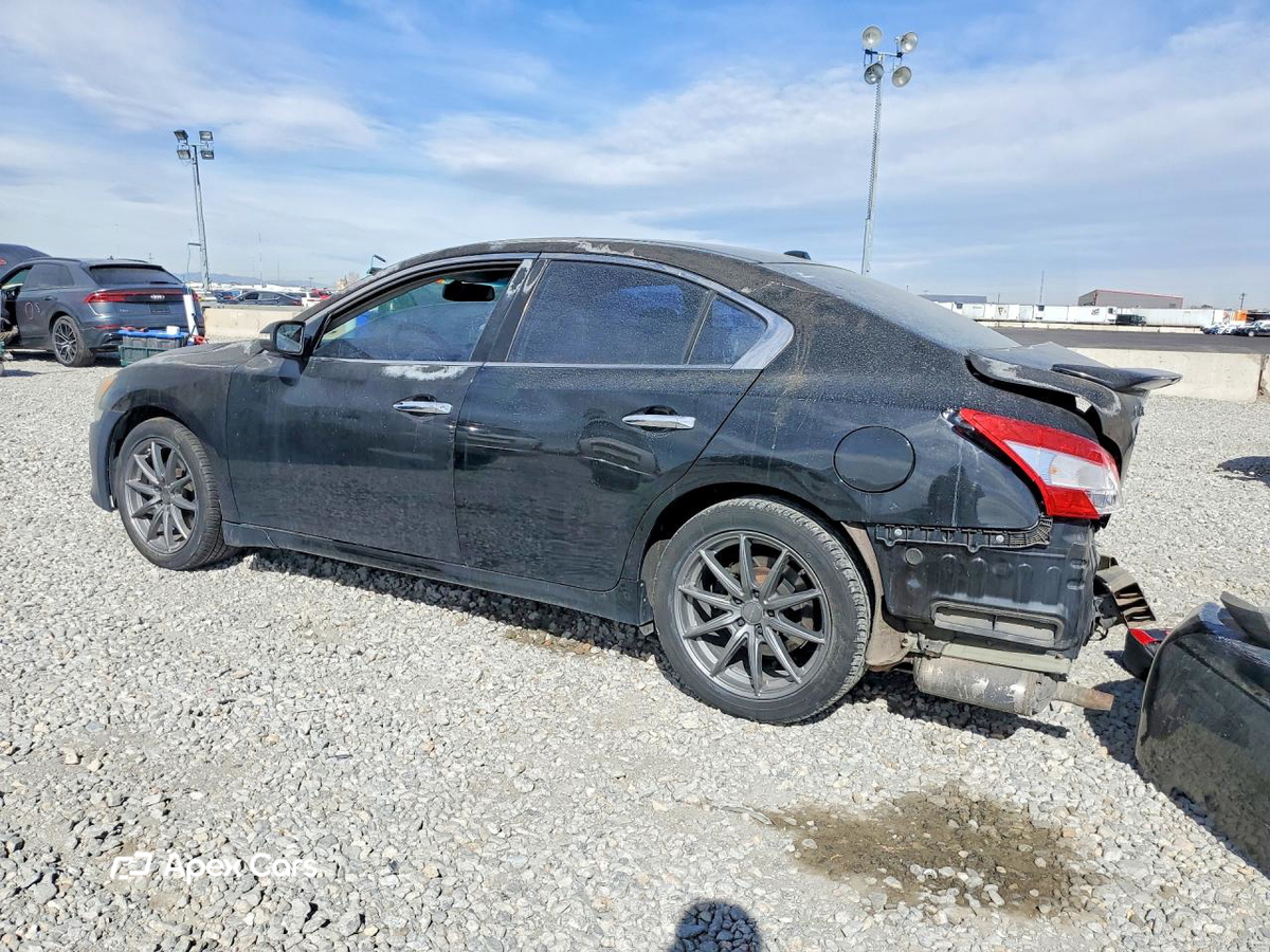 Nissan Maxima 2010